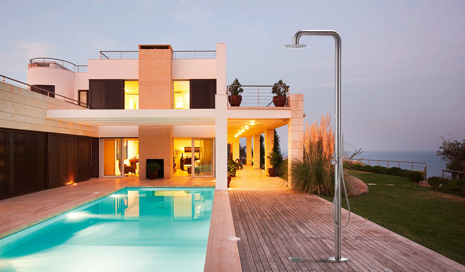 colonne-douche-outdoor-01