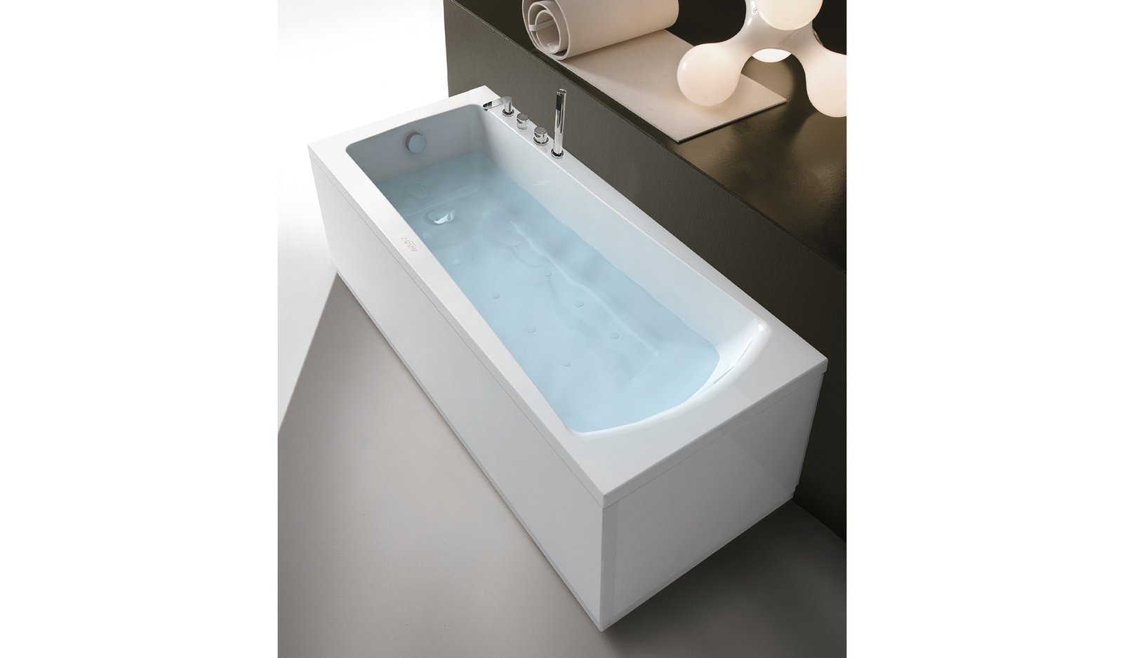 bathtub-eva-02