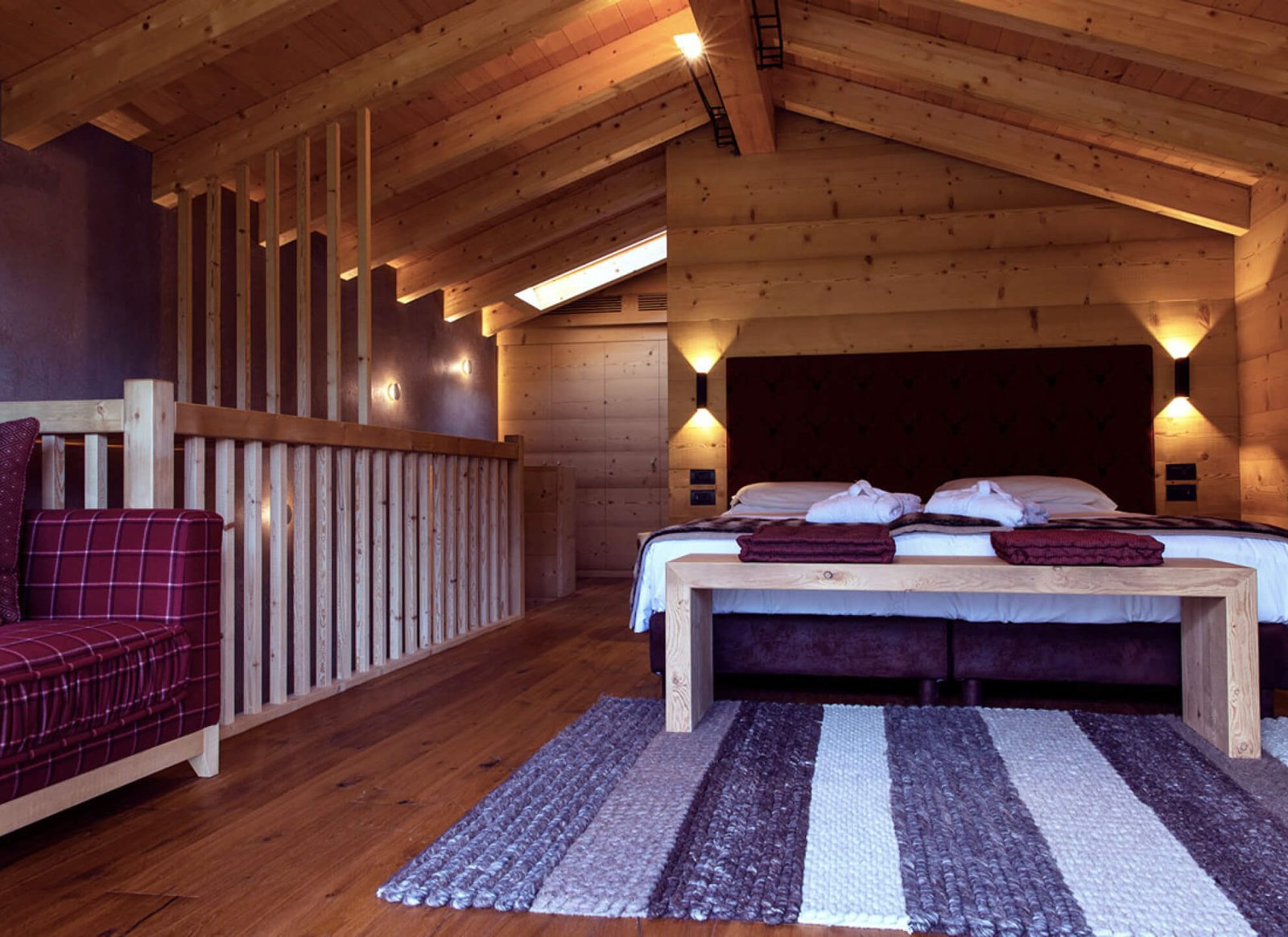 contract-dolomiti-lodge-slide-03